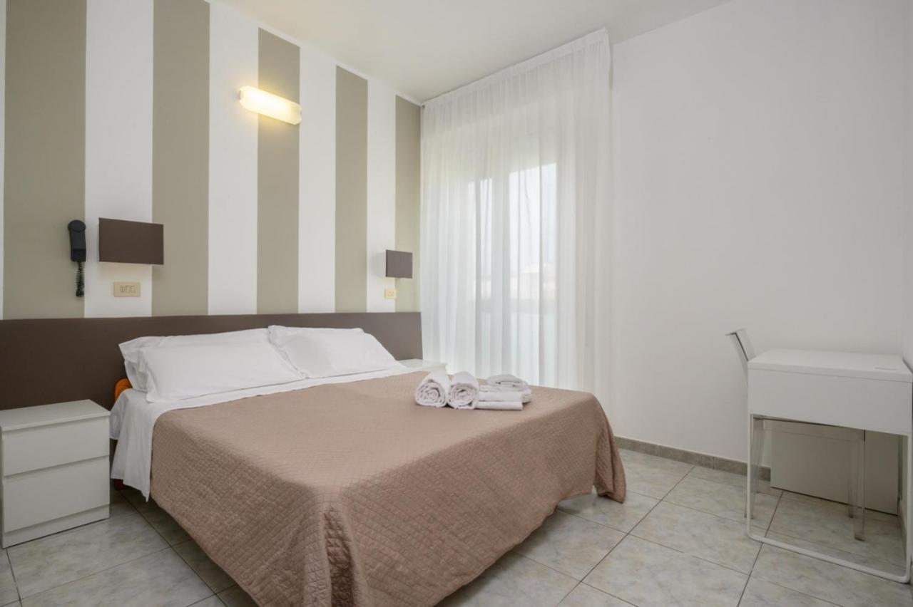 Hotel Ca Vanni Rimini Eksteriør billede
