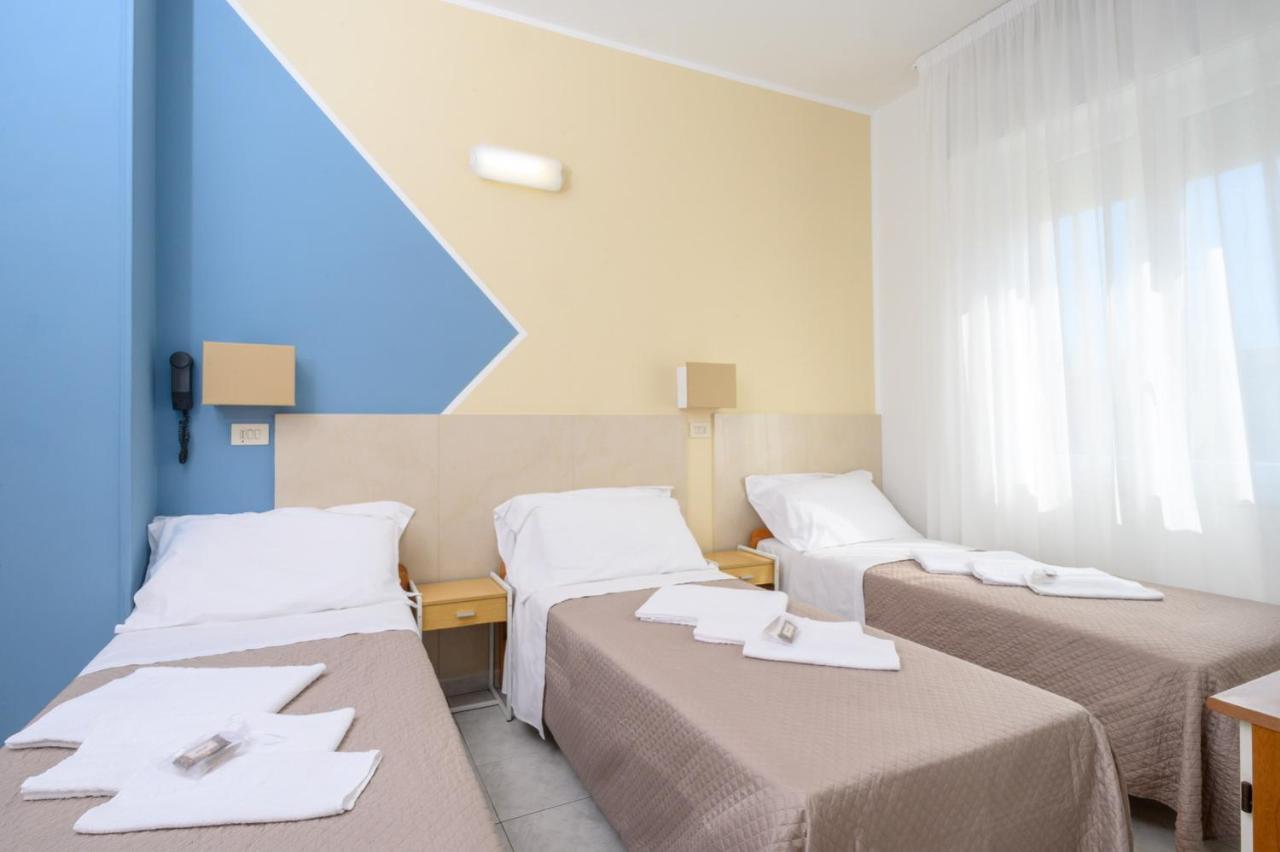 Hotel Ca Vanni Rimini Eksteriør billede