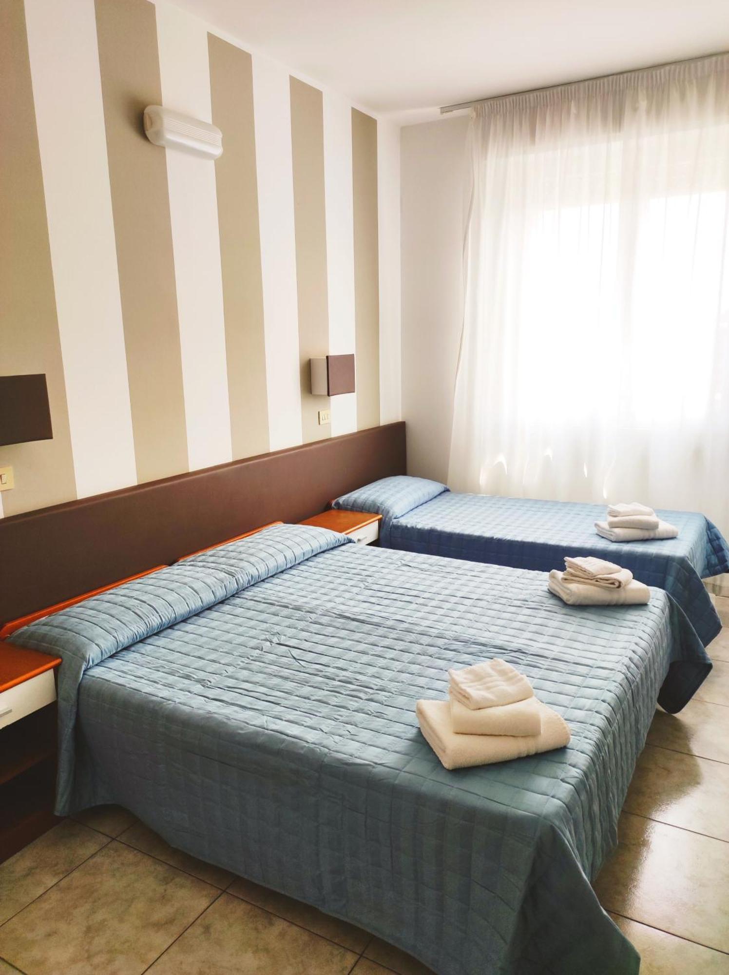 Hotel Ca Vanni Rimini Værelse billede